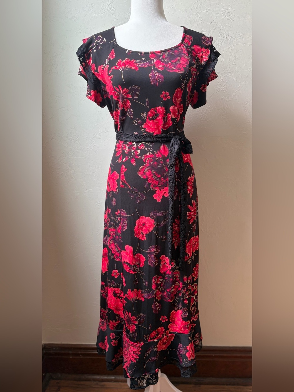 Perceptions New York Black Red Floral Lace Trim Tie Waist Maxi Dress M